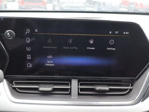 New 2026 Chevrolet Trax LT w/ LT Convenience Package FWD image 11