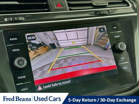 Used 2024 Volkswagen Tiguan SE R-Line AWD/4WD image 18