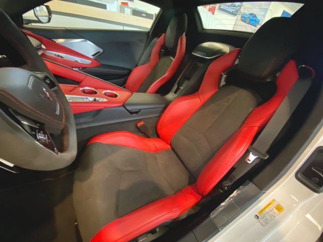 New 2027 Chevrolet Corvette Grand Sport w/ Z52 Sport Performance Package RWD image 9