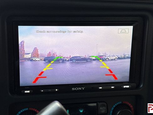 Used 2005 Chevrolet Silverado 2500 LT w/ Heavy-Duty Power Package image 22