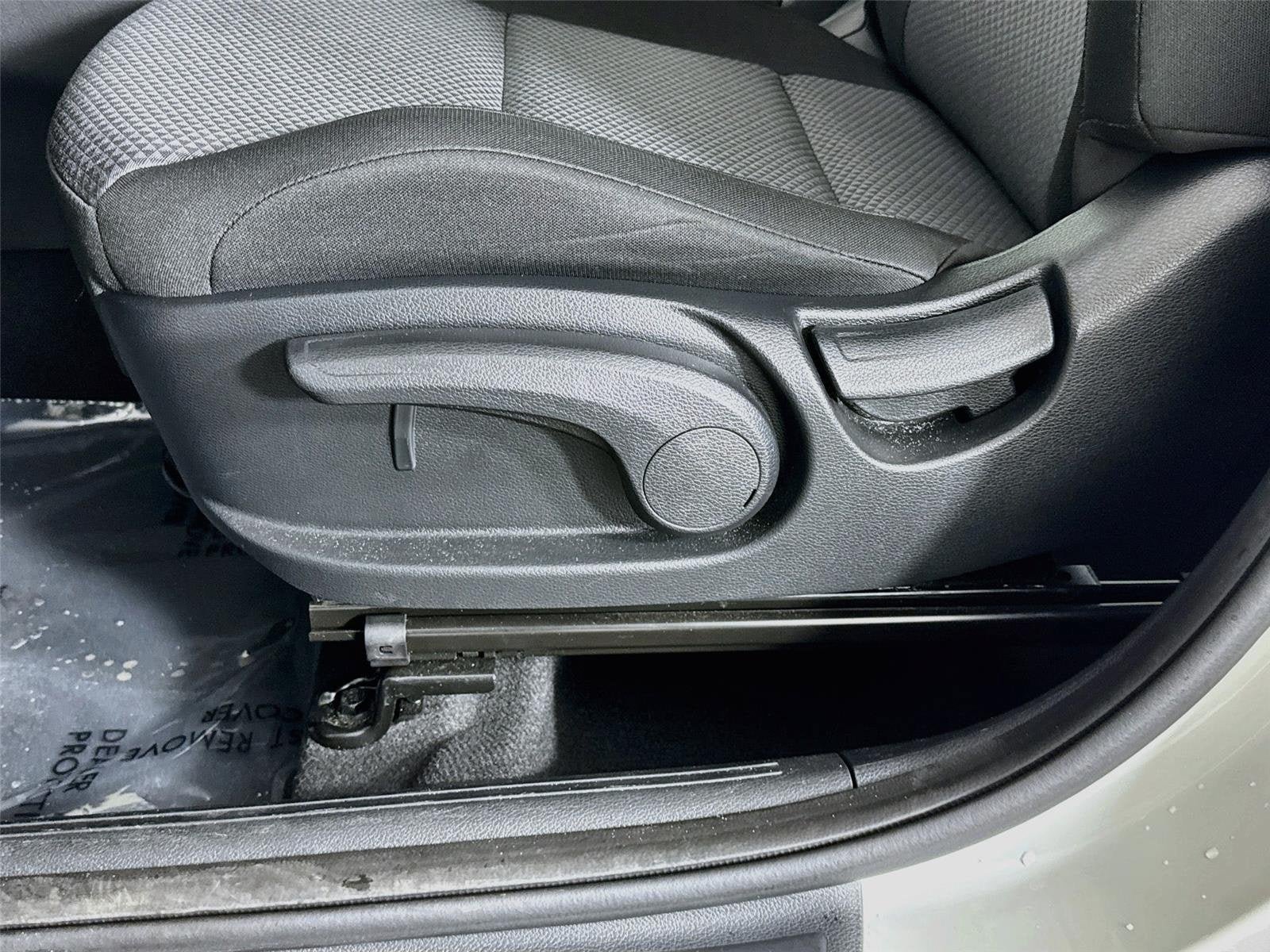 Certified 2025 Kia Soul LX w/ LX Technology Package FWD image 19