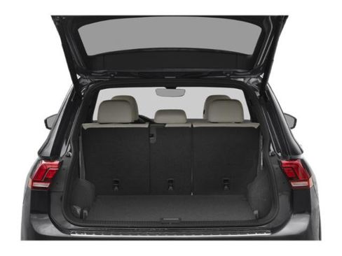 Used 2022 Volkswagen Tiguan SE R-Line AWD/4WD image 11