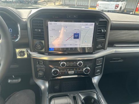 New 2025 Ford F150 Lariat w/ Equipment Group 501A Mid image 24