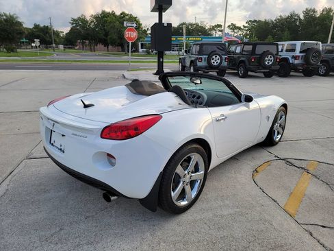 Used 2008 Pontiac Solstice Convertible w/ Preferred Package RWD image 5