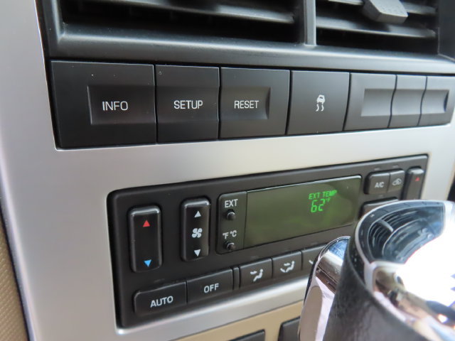 Used 2007 Mercury Mountaineer AWD image 23