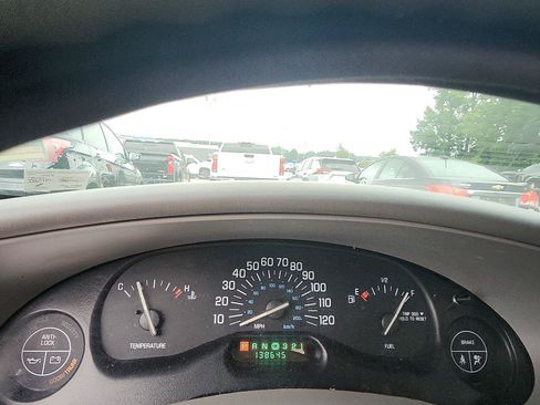 Used 2004 Buick Century Custom FWD image 13