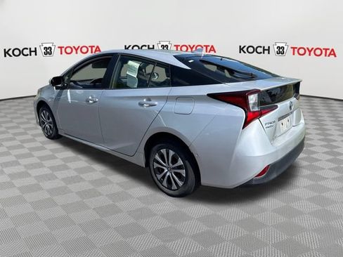 Used 2019 Toyota Prius LE AWD/4WD image 6
