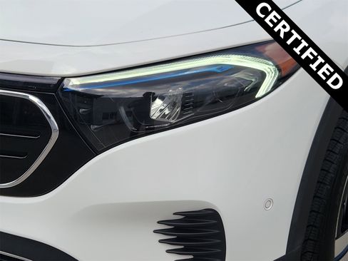 Certified 2022 Mercedes-Benz EQB 300 4MATIC image 11