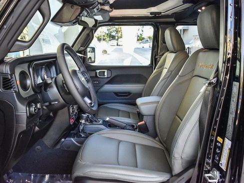 New 2026 Jeep Gladiator Mojave image 16