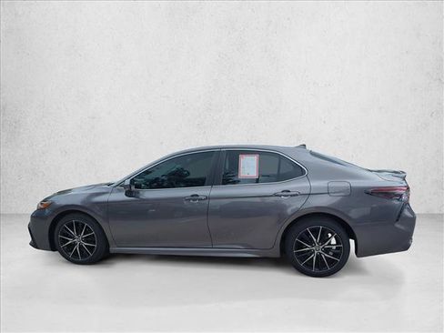 Certified 2024 Toyota Camry SE w/ Cold Weather Package FWD image 7