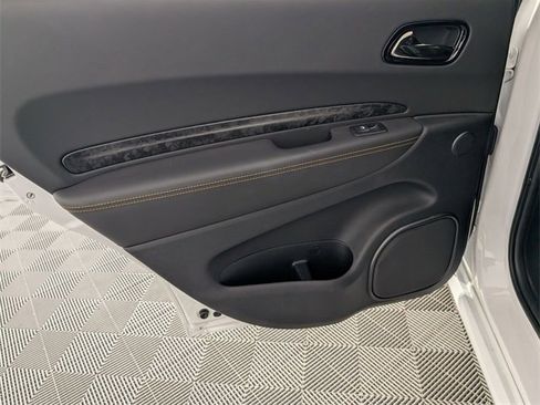 Used 2022 Dodge Durango R/T w/ Hemi Orange Plus Package image 30
