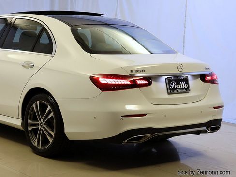 Used 2023 Mercedes-Benz E 350 4MATIC Sedan image 8