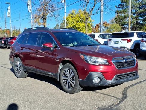 Used 2019 Subaru Outback 2.5i Limited image 3