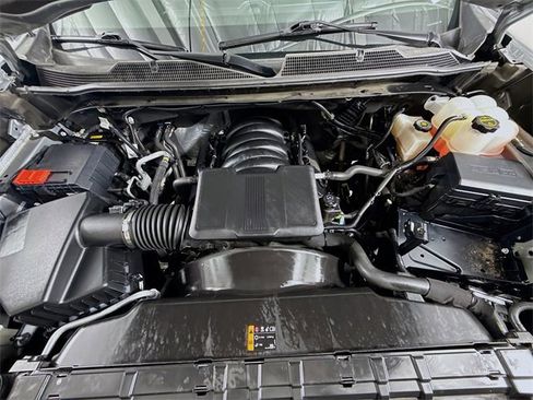 Used 2025 Chevrolet Silverado 2500 Custom w/ Custom Convenience Package image 28