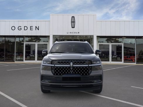 New 2026 Lincoln Navigator L Black Label AWD/4WD image 6