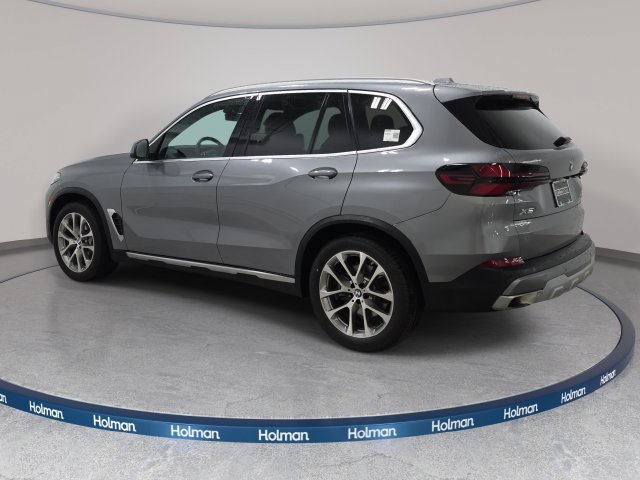 Certified 2024 BMW X5 xDrive40i w/ Premium Package AWD/4WD image 7