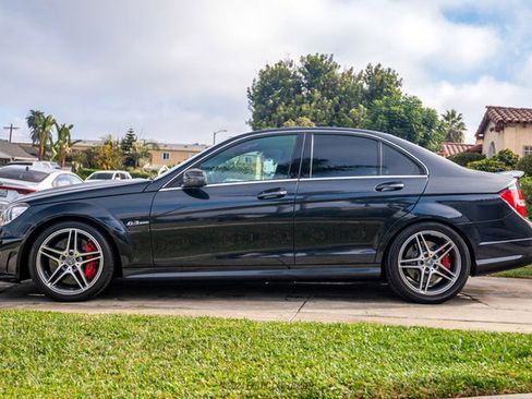 Used 2013 Mercedes-Benz C 63 AMG Sedan image 3