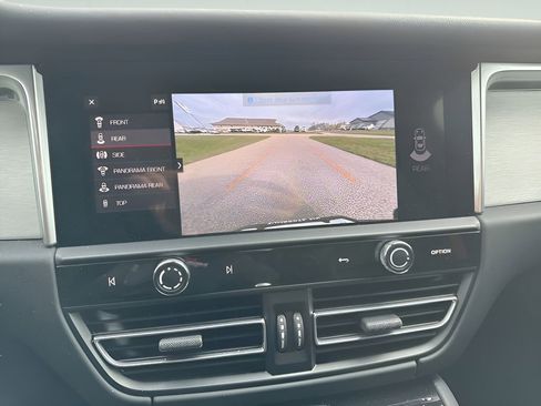 Used 2024 Porsche Macan GTS image 26