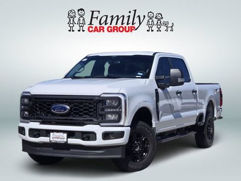 Used 2024 Ford F250 XL w/ STX Appearance Package AWD/4WD image 1