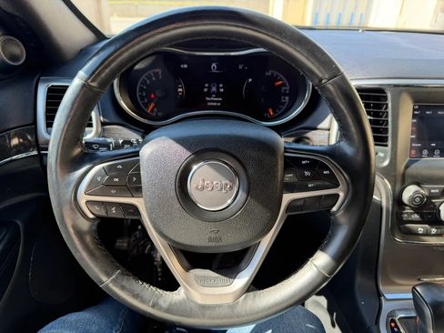 Used 2018 Jeep Grand Cherokee Limited RWD image 22
