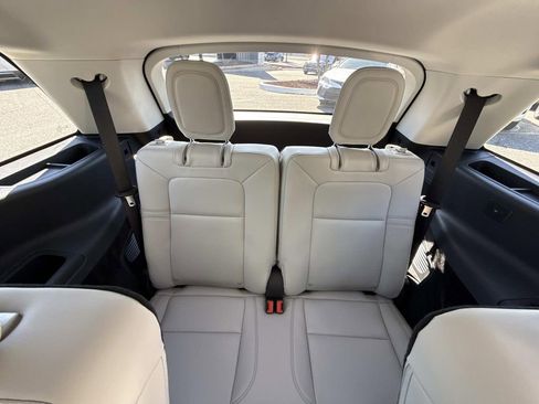 New 2026 Lincoln Aviator Premiere w/ Jet Appearance Package image 18