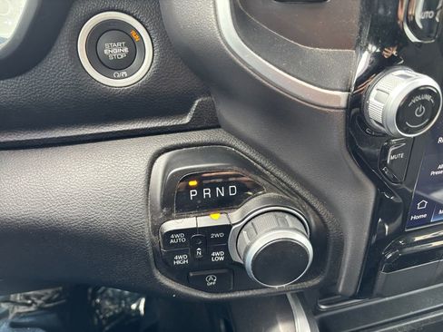 Used 2023 RAM 1500 Big Horn AWD/4WD image 19