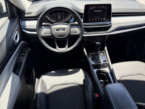Used 2022 Jeep Compass Latitude w/ Convenience Group AWD/4WD image 14