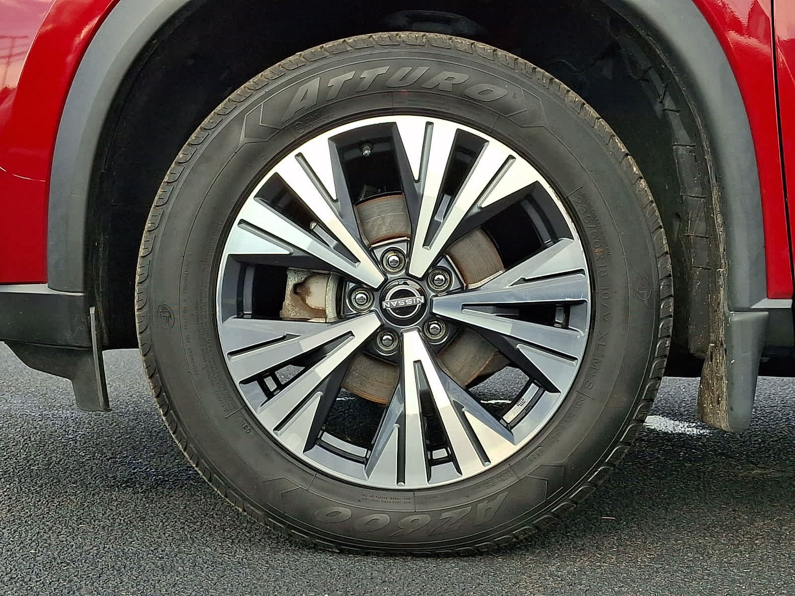 Used 2023 Nissan Rogue SV AWD/4WD image 9