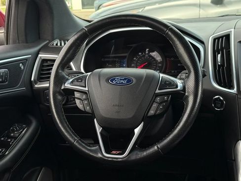 Used 2019 Ford Edge ST w/ Equipment Group 401A AWD/4WD image 8