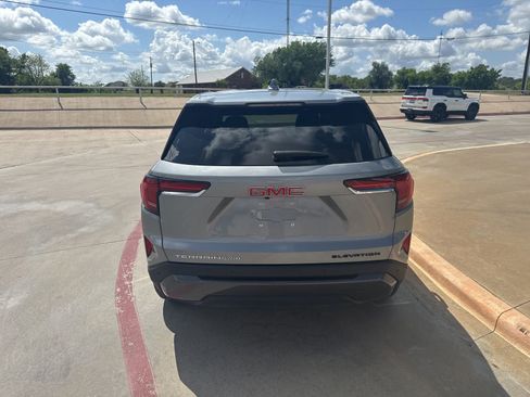 Used 2025 GMC Terrain Elevation image 6
