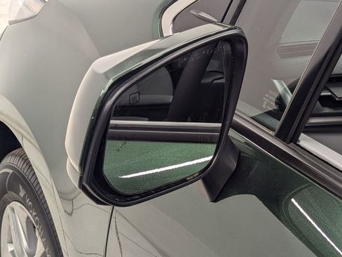 Used 2025 Toyota Sienna LE image 34