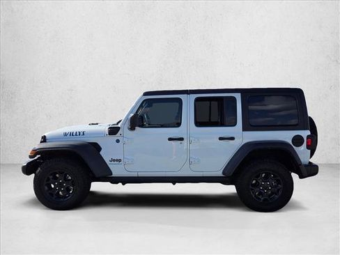 Used 2023 Jeep Wrangler Unlimited AWD/4WD image 8