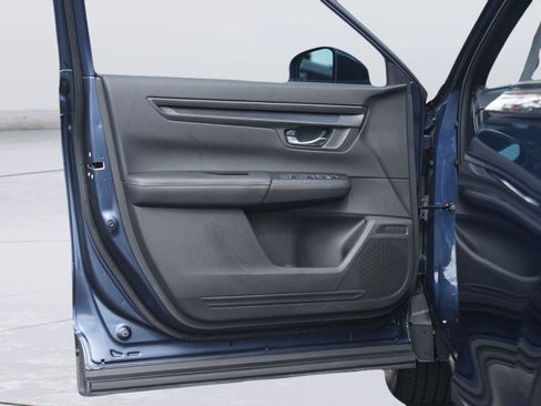 Used 2025 Honda CR-V Sport image 31