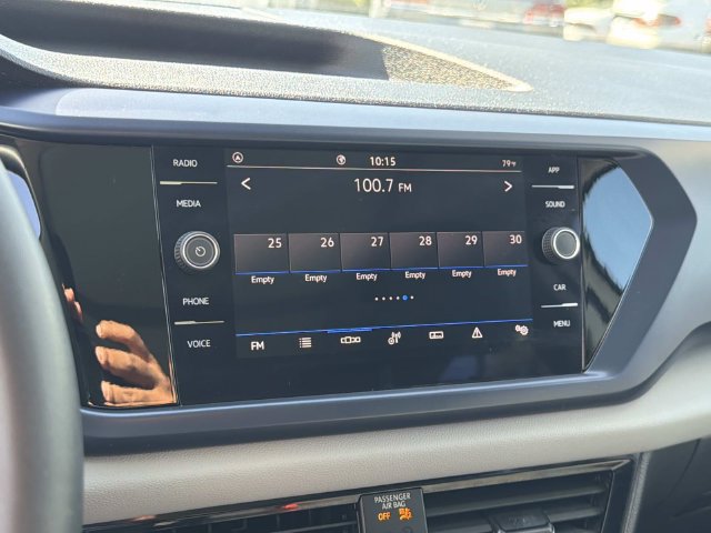 Certified 2023 Volkswagen Taos SE w/ Panoramic Sunroof Package FWD image 20