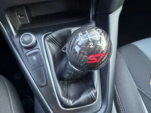 Used 2015 Ford Focus ST image 58