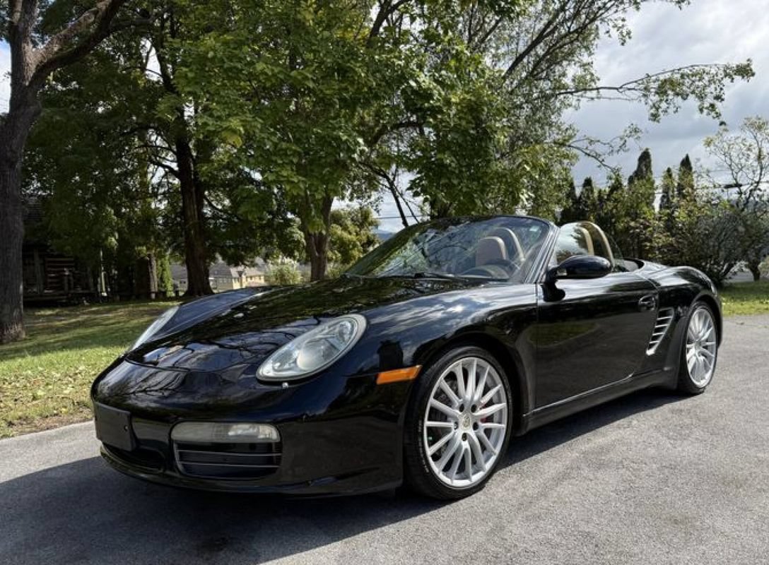 Used 2005 Porsche Boxster S RWD image 3
