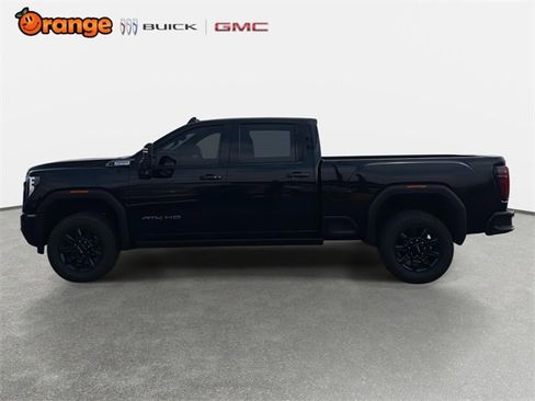 Used 2024 GMC Sierra 2500 AT4 w/ AT4 Premium Plus Package image 6