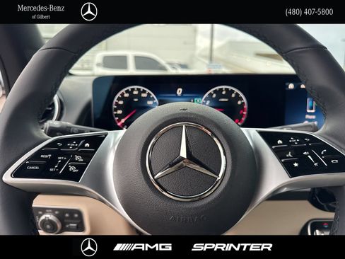 New 2026 Mercedes-Benz GLB 250 image 21