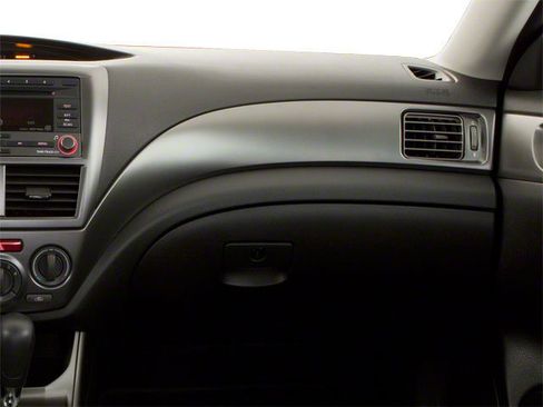 Used 2010 Subaru Impreza 2.5i AWD/4WD image 22