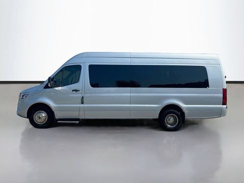 Used 2023 Mercedes-Benz Sprinter 3500 image 6