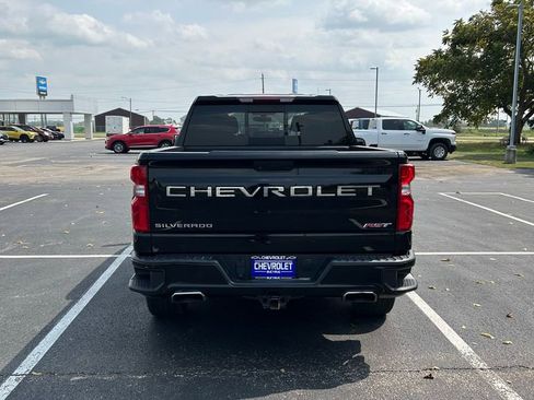 Used 2022 Chevrolet Silverado 1500 RST w/ Convenience Package II image 6