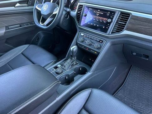 Used 2021 Volkswagen Atlas SE w/ Panoramic Sunroof Package image 15