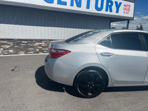 Used 2017 Toyota Corolla LE w/ Protection Package FWD image 19
