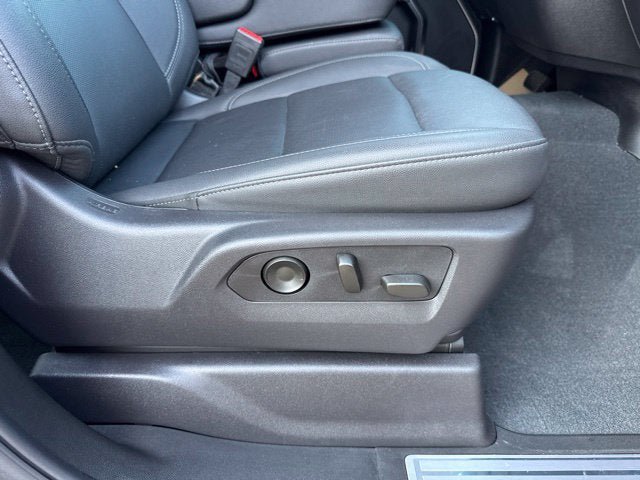 Used 2024 GMC Sierra 1500 SLT w/ LPO, GMC Protection Package AWD/4WD image 29