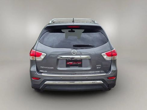 Used 2016 Nissan Pathfinder SV AWD/4WD image 6