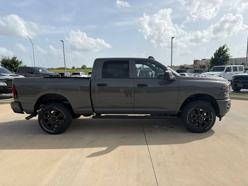 New 2026 RAM 2500 Tradesman AWD/4WD image 7