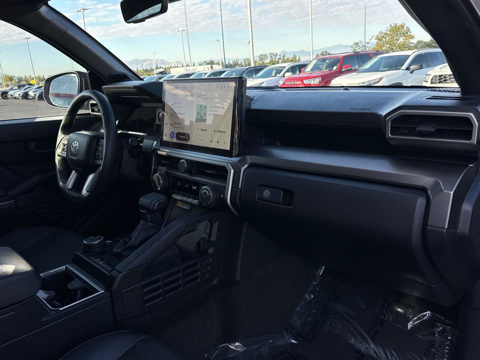 Used 2025 Toyota 4Runner TRD Off-Road Premium AWD/4WD image 19