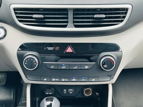 Used 2020 Hyundai Tucson Value AWD/4WD image 18