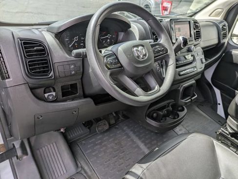 Used 2023 RAM ProMaster 2500 FWD image 11