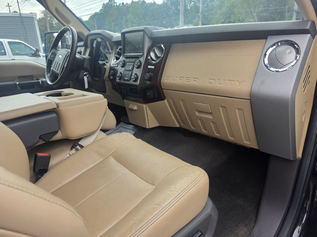 Used 2015 Ford F250 Lariat w/ Chrome Package AWD/4WD image 16